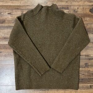 Men’s Woolrich Sweater